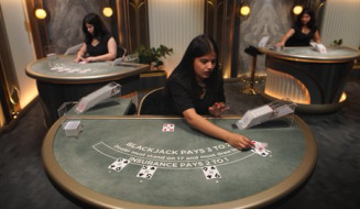 Live Table